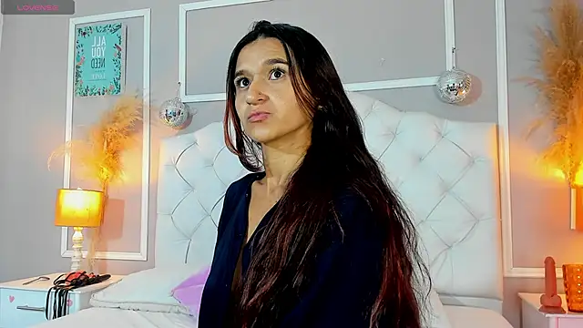 maraiah petit online show from 10.11.25