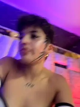 DayanaDG online show from 11.22.25