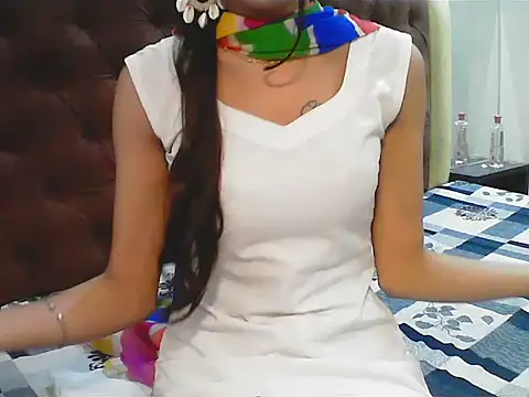 Snapshot of elize__ chatting on 09.20.25 elize   online show from 09.20.25