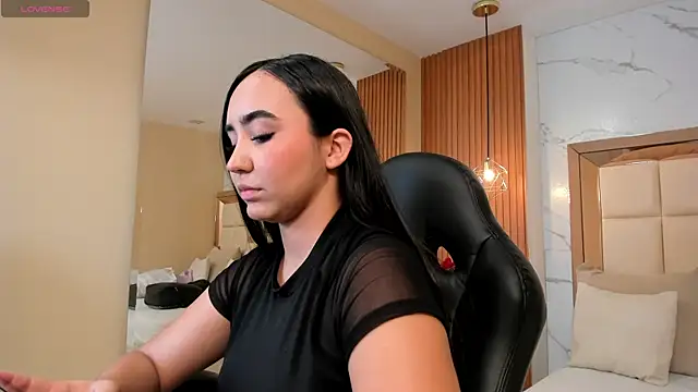 julieta rosee online show from 02.23.26