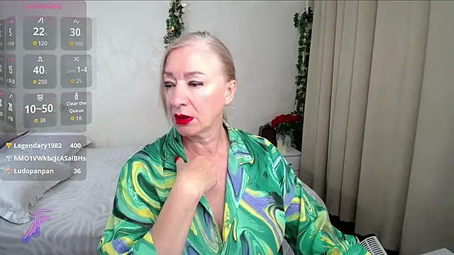 hunters woman online show from 07.21.26