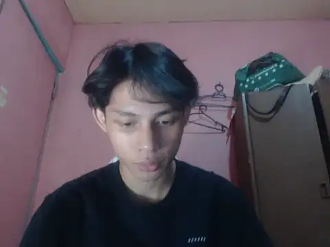 Snapshot of Kyoshi_19 chatting on 04.14.26 Kyoshi 19 online show from 04.14.26