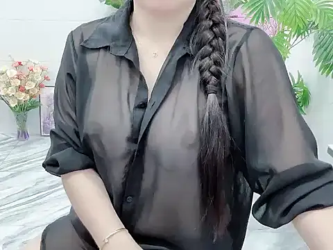 Snapshot of Lyly-2k5 chatting on 01.19.26 Lyly-2k5 online show from 01.19.26