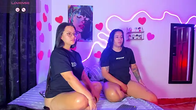 Dilan and Mia online show from 03.03.26