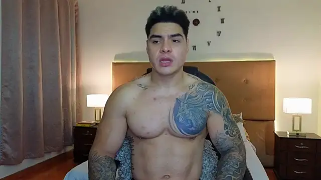 Snapshot of Steven_Velez chatting on 04.25.26 Steven Velez online show from 04.25.26