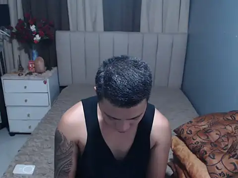 Snapshot of MartinSonCum chatting on 09.09.25 MartinSonCum online show from 09.09.25