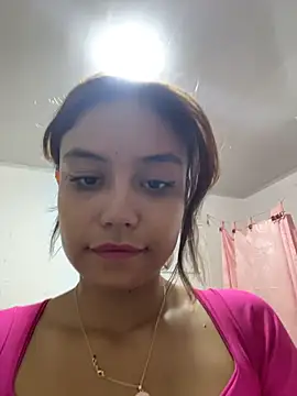 Snapshot of TamaraMera chatting on 06.18.26 TamaraMera online show from 06.18.26