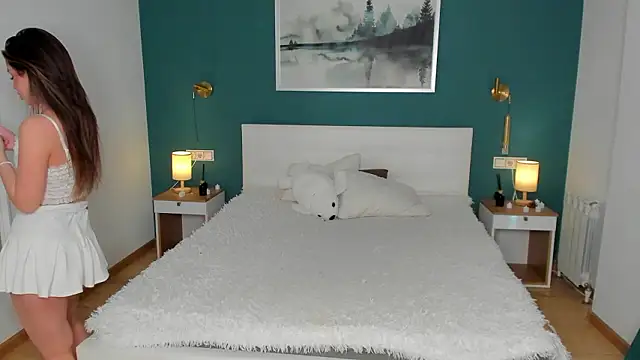 Snapshot of HollisHearl chatting on 03.20.26 HollisHearl online show from 03.20.26