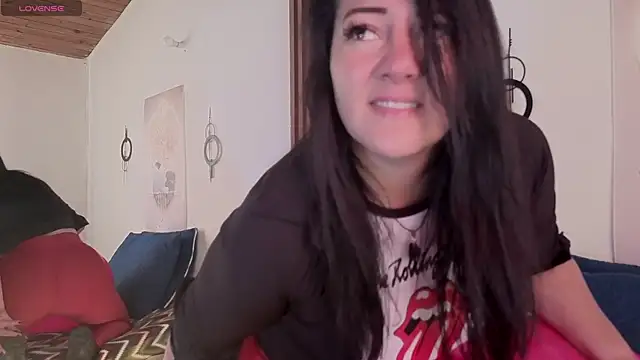 Snapshot of karla_valk1 chatting on 10.02.25 karla valk1 online show from 10.02.25