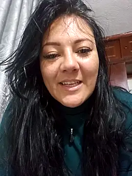 Snapshot of karla_valk1 chatting on 10.13.25 karla valk1 online show from 10.13.25