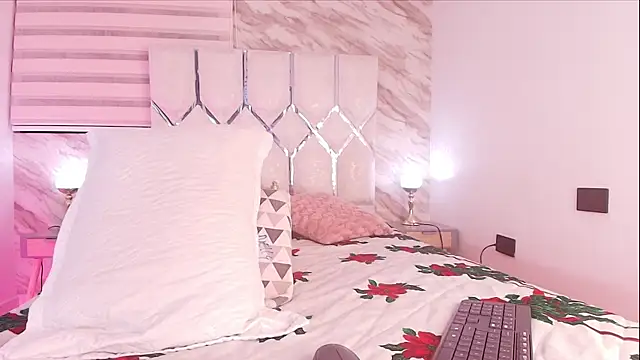 cataleya ebony  online show from 12.19.25