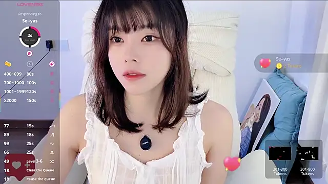 Snapshot of yara_hot1 chatting on 05.17.26 yara hot1 online show from 05.17.26