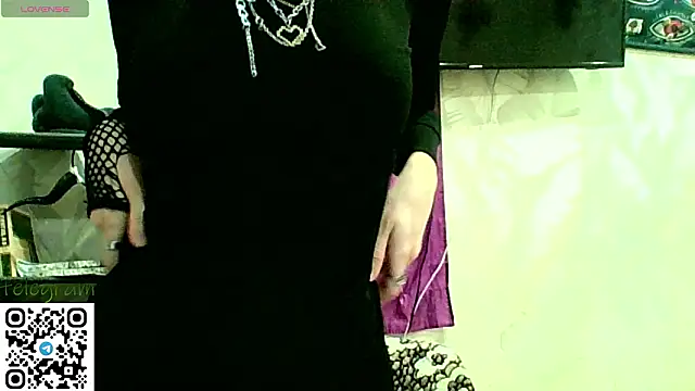 Snapshot of CarolineRichter chatting on 02.20.26 CarolineRichter online show from 02.20.26