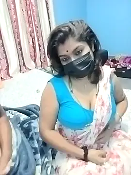 Snapshot of Naughty-Chaaya chatting on 11.23.25 Naughty-Chaaya online show from 11.23.25