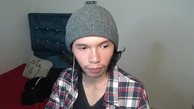 Xoxo Smiles online show from 11.03.25