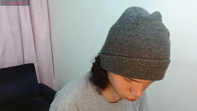 Xoxo Smiles online show from 03.29.26