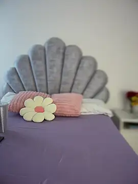 emma-conti2 online show from 10.27.25