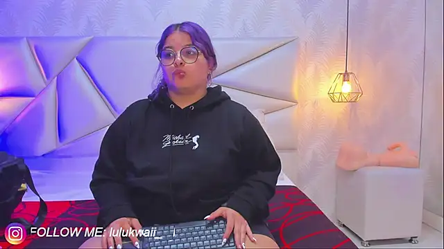 lulukawai16 online show from 09.29.25