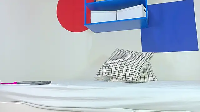 RiriiBrunette   online show from 12.18.25