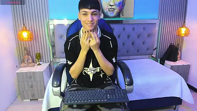 Snapshot of SamBlack_ chatting on 07.01.26 SamBlack online show from 07.01.26