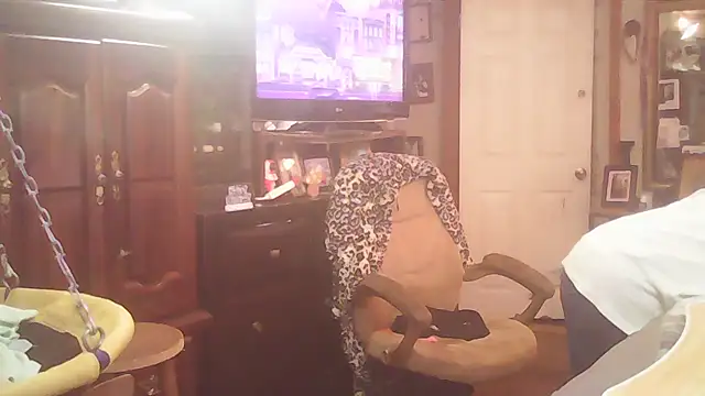 Snapshot of BonnienClyde5421 chatting on 02.26.26 BonnienClyde5421 online show from 02.26.26