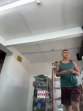 Snapshot of Terra-22cm chatting on 04.12.26 Terra-22cm online show from 04.12.26