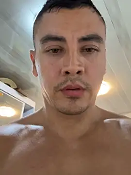 Snapshot of Terra-22cm chatting on 04.15.26 Terra-22cm online show from 04.15.26