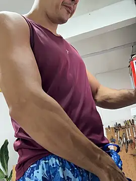 Snapshot of Terra-22cm chatting on 04.16.26 Terra-22cm online show from 04.16.26