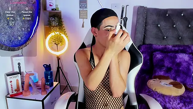 Katherine Rose online show from 09.24.25