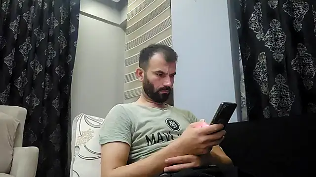 Apooabe online show from 12.17.25