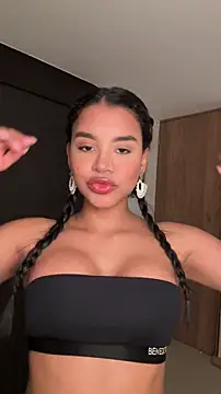 Snapshot of Tokio_Tokio chatting on 02.06.26 Tokio Tokio online show from 02.06.26