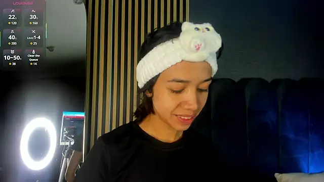 Gina 77 online show from 11.11.25