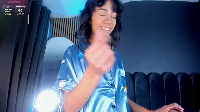 Gina 77 online show from 11.20.25