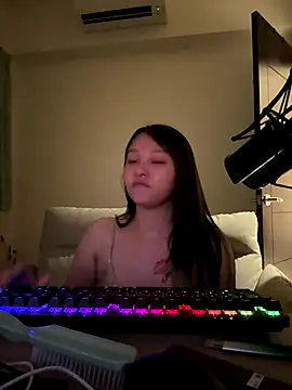 Yucheng  520 online show from 12.18.25