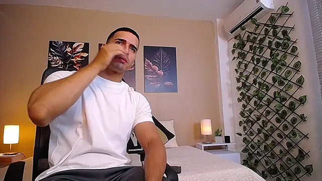 ChristopherBlack  online show from 11.12.25