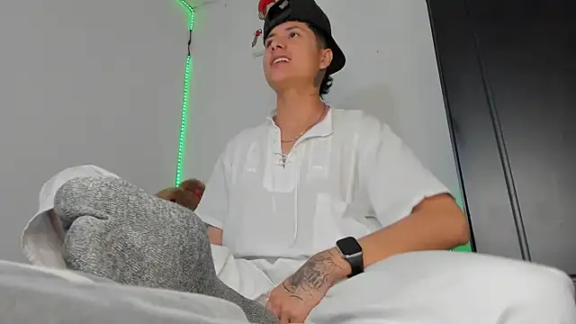 Mateo Escobar online show from 12.03.25