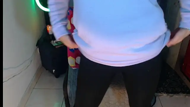 Milf Valeria online show from 10.29.25