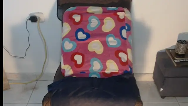 Milf Valeria online show from 01.14.26