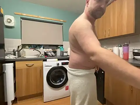 Snapshot of Dilfcam101 chatting on 02.12.26 Dilfcam101 online show from 02.12.26