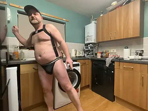 Snapshot of Dilfcam101 chatting on 02.14.26 Dilfcam101 online show from 02.14.26