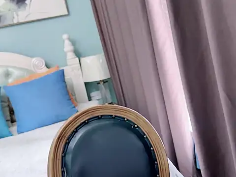 sarah111 online show from 10.17.25