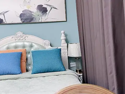 sarah111 online show from 12.23.25