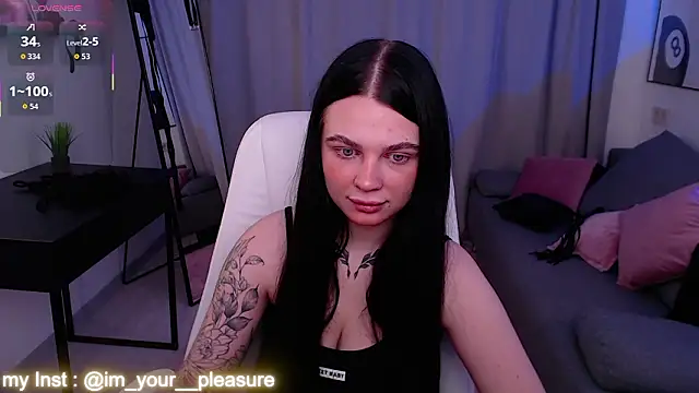 Snapshot of Michela_Fruet chatting on 02.17.26 Michela Fruet online show from 02.17.26