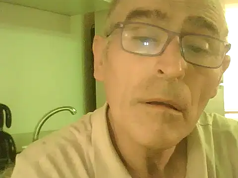 Snapshot of isogok22 chatting on 05.31.26 isogok22 online show from 05.31.26