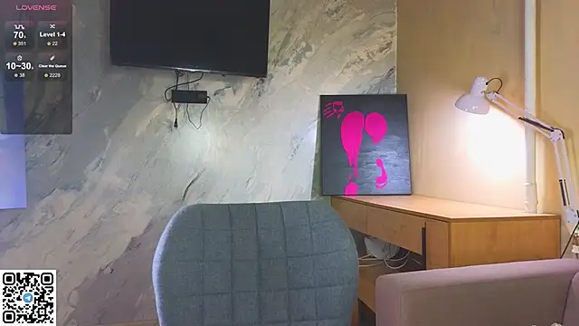 miss bubbles  online show from 11.19.25