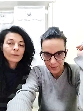Snapshot of luciaegraziella chatting on 01.05.26 luciaegraziella online show from 01.05.26