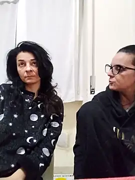 Snapshot of luciaegraziella chatting on 01.06.26 luciaegraziella online show from 01.06.26