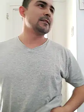 Bradd 32 online show from 09.14.25