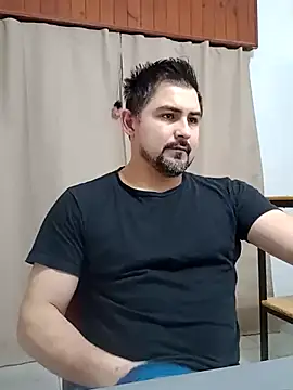 Snapshot of Bradd_32 chatting on 07.19.26 Bradd 32 online show from 07.19.26