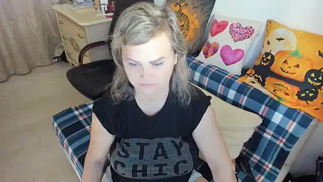 MildMature online show from 12.18.25